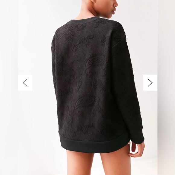 Adidas‎ White Long Sleeve Boxy Sweatshirt - Picture 2 of 7